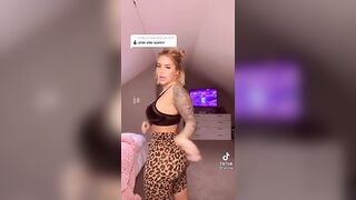 Sexy TikTok Girls: It’s the smack for me #4