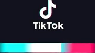 Sexy TikTok Girls: Twerking at the pool #4