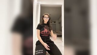 Sexy TikTok Girls: ♥️♥️ @sssniperwolf #1