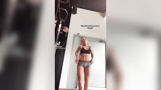 Sexy TikTok Girls: I wanna lick her abs #2