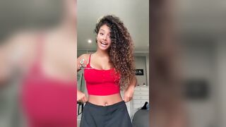 Sexy TikTok Girls: Portuguese on her knees #2