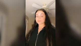 Sexy TikTok Girls: Twerk tutorial #1