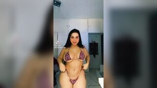 Sexy TikTok Girls: look at those melons #2