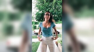 Sexy TikTok Girls: Smiley #1