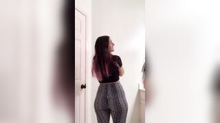 Sexy TikTok Girls: @raquelesque ♥️♥️ #1