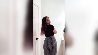 Sexy TikTok Girls: @raquelesque ♥️♥️ #2