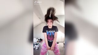 Sexy TikTok Girls: The jiggle tho... #2