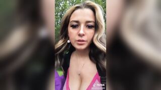 Sexy TikTok Girls: Someone translate please #4