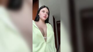 Sexy TikTok Girls: Someone pls tell me her name #1