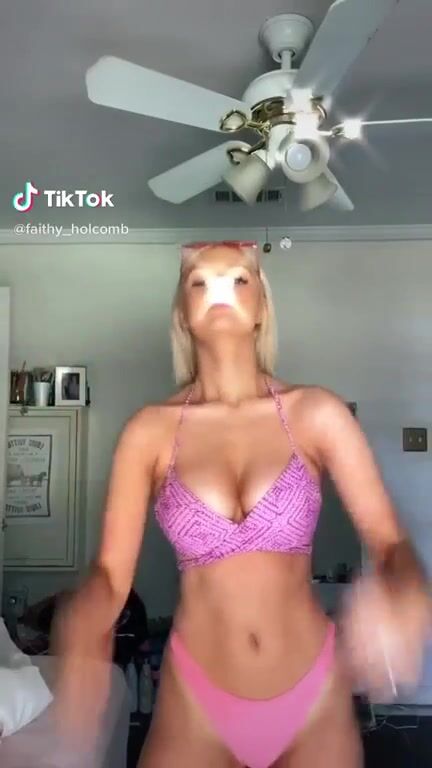 She looks good in pink