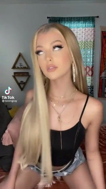She knows what to do ????