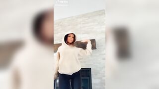 Sexy TikTok Girls: She knows what she is doing but i am not complaining #2