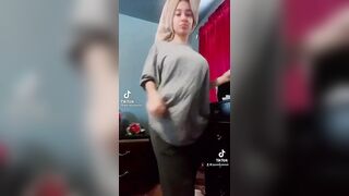 Sexy TikTok Girls: Thats huge #2
