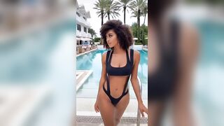 Sexy TikTok Girls: Some yummy chocolate #2