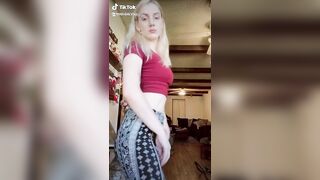 She knows how to jiggle her perfect ass