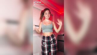 Sexy TikTok Girls: She knows exactly what we want to see #2
