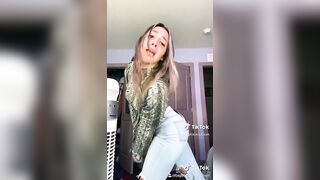 Sexy TikTok Girls: Ass Bouncing in Jeans #4