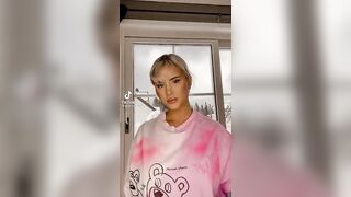 Sexy TikTok Girls: Ass Bounce #1