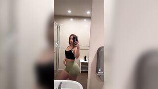 Sexy TikTok Girls: I love these gym girls. sheesh #2