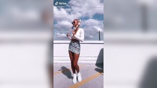 Sexy TikTok Girls: God bless athletic tanned blondes #1