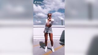 Sexy TikTok Girls: God bless athletic tanned blondes #2