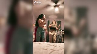 Sexy TikTok Girls: The girl on the right♥️♥️♥️♥️ #2