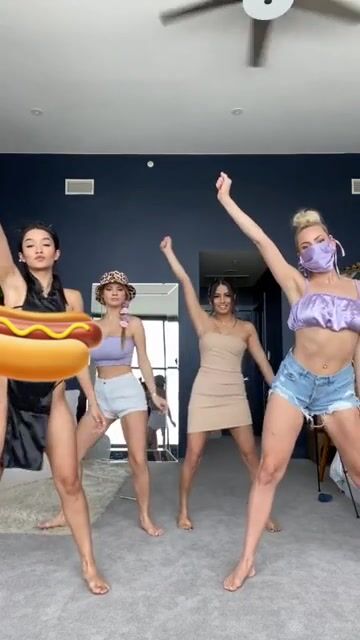 The girl in black ????