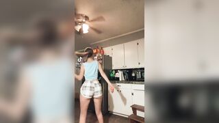 Sexy TikTok Girls: Some serious booty on this white girl #2