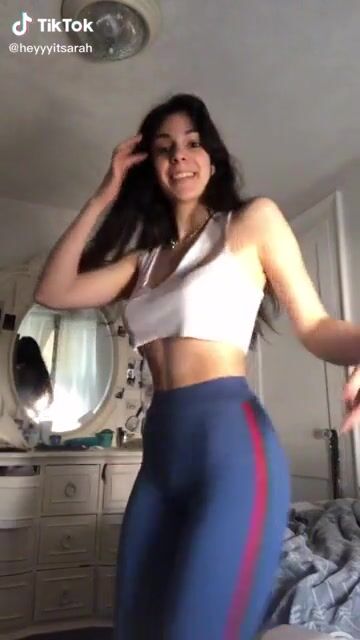 God damn she’s hot asf
