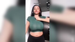 Sexy TikTok Girls: God damnnnnn #4