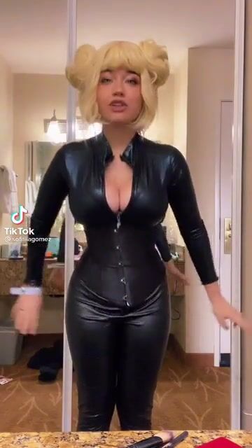 Latex is a good look