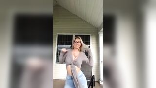 Sexy TikTok Girls: I love that top! #3