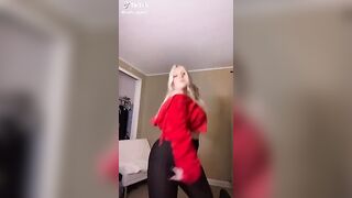 Sexy TikTok Girls: Holy Shit wait till she turn around ♥️♥️❤️ #3