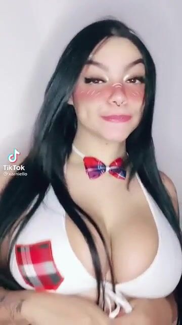 She has nice.... hair