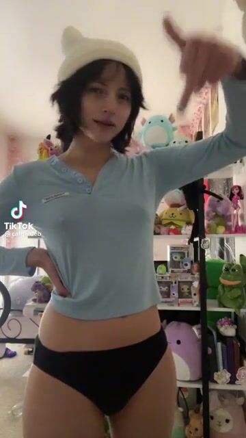 I love skinny hoes