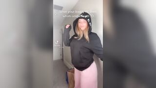 Sexy TikTok Girls: She has a amazing body ♥️♥️ #2