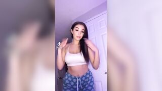 Sexy TikTok Girls: Some low key recoil #2