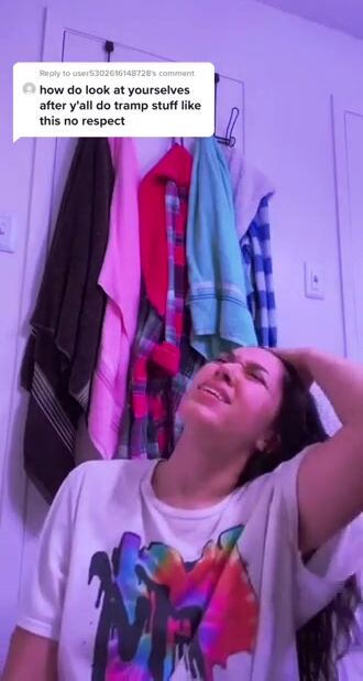 Can @xokxko  twerk. ????