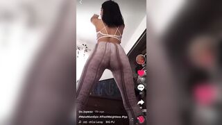 Sexy TikTok Girls: She had saves off so I screen recorded and made it a 1 minute loop #2