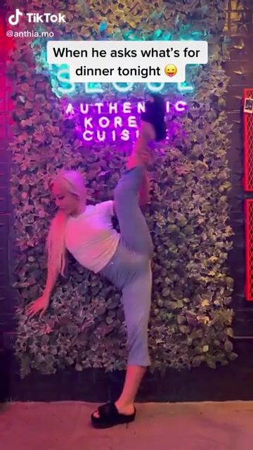 Asian Woman are always so flexible ????