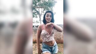 Acting like she don't know ????