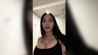 Sexy TikTok Girls: Asian tits #2