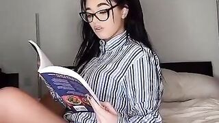 Sexy TikTok Girls: Buffbanditt #2