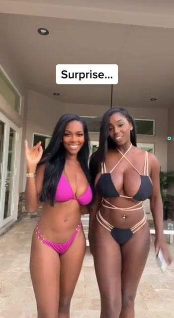 The difference between big boobs and huge tits