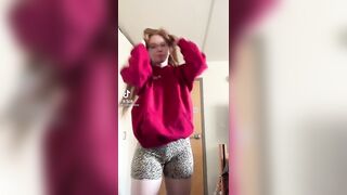 Sexy TikTok Girls: Bailsoflove #1