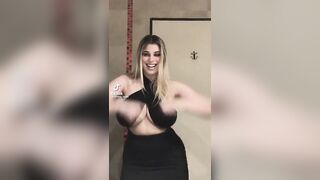 Sexy TikTok Girls: Latinas are built different #1