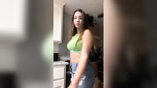 Sexy TikTok Girls: She do #2