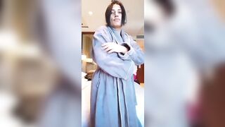 Sexy TikTok Girls: Buss it indian #2