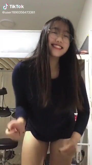 I love juicy Asian girls