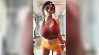 Sexy TikTok Girls: Busty AF #1